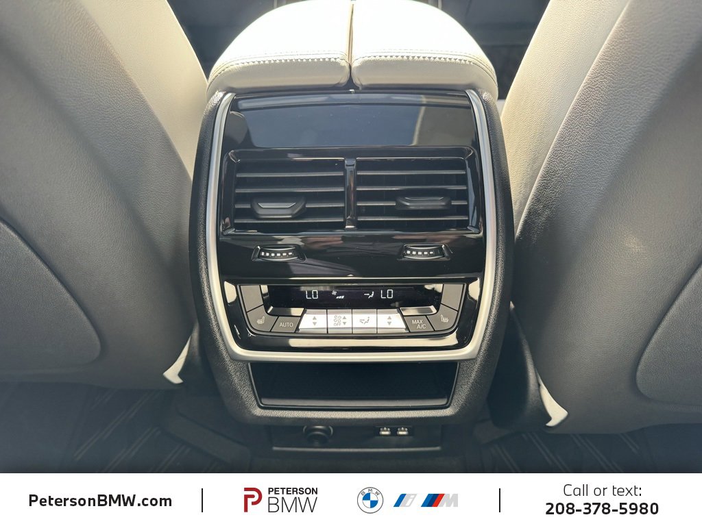 New 2026 BMW X7 xDrive40i image 24