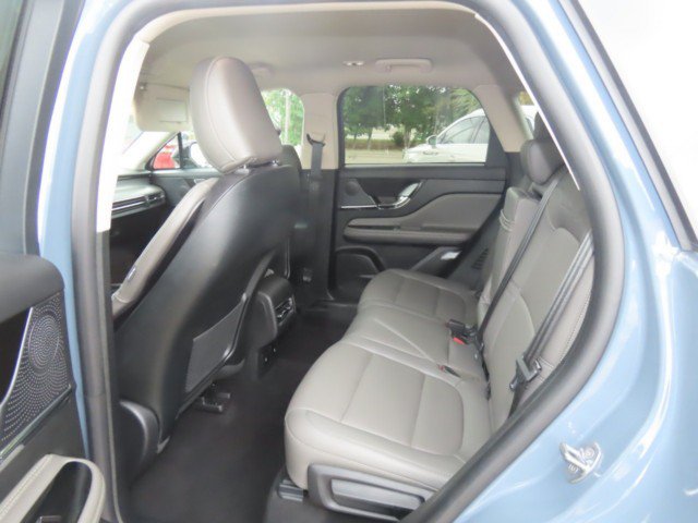Certified 2024 Lincoln Corsair FWD w/ Equipment Group 101A image 19