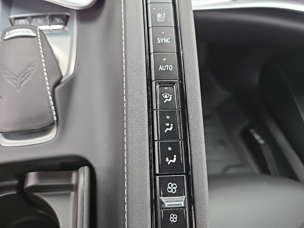 Used 2021 Chevrolet Corvette Stingray Preferred Conv w/ Battery Protection Package image 38