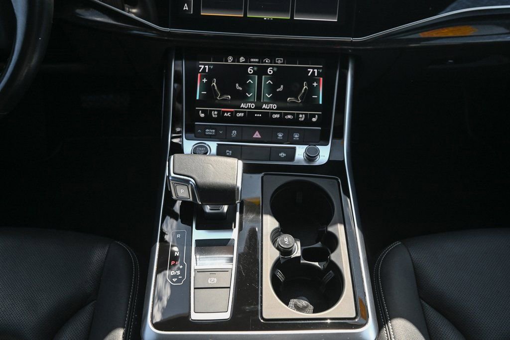 Used 2022 Audi Q8 Premium Plus image 35