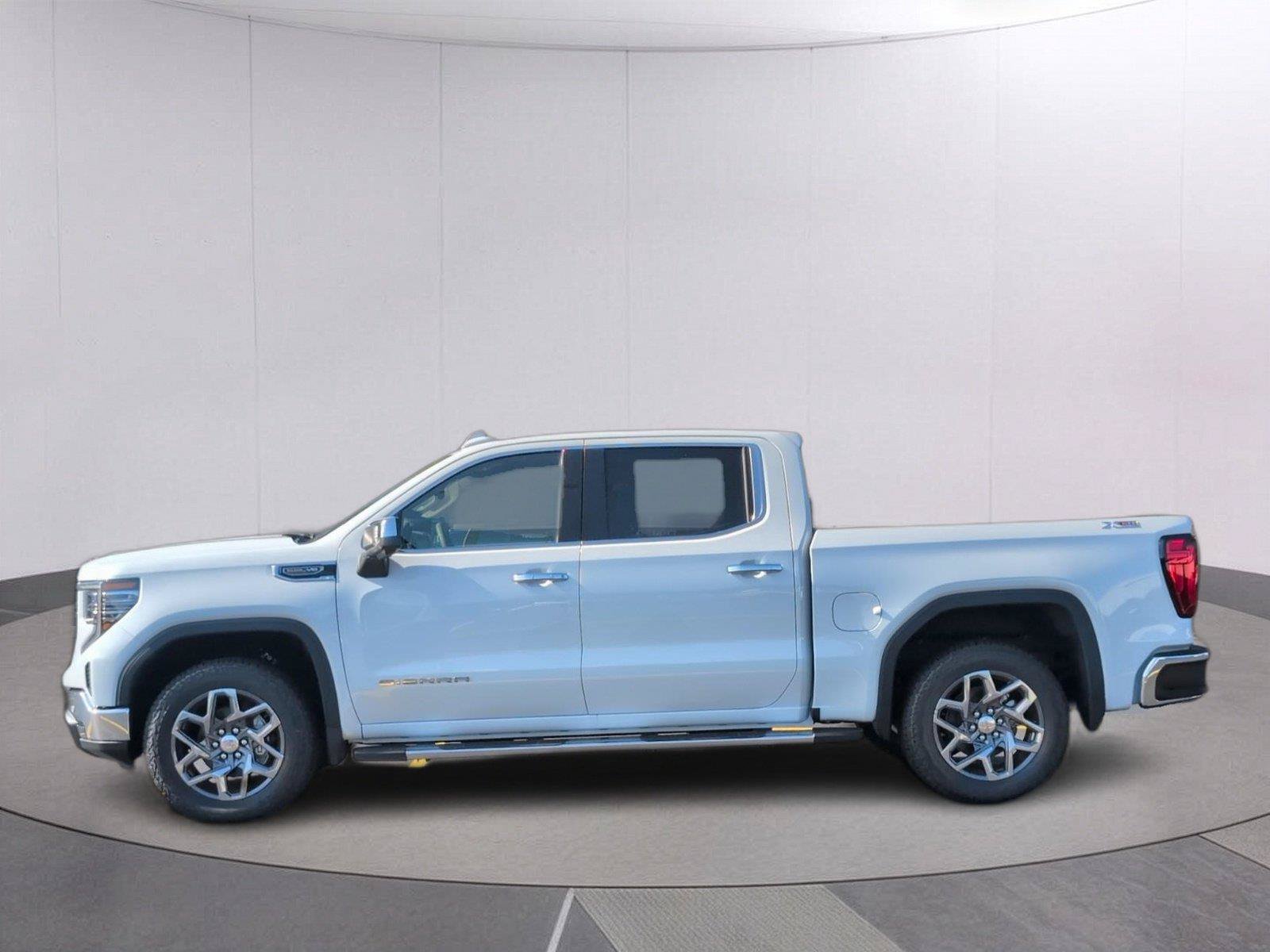 New 2026 GMC Sierra 1500 SLT w/ SLT Premium Plus Package AWD/4WD image 2