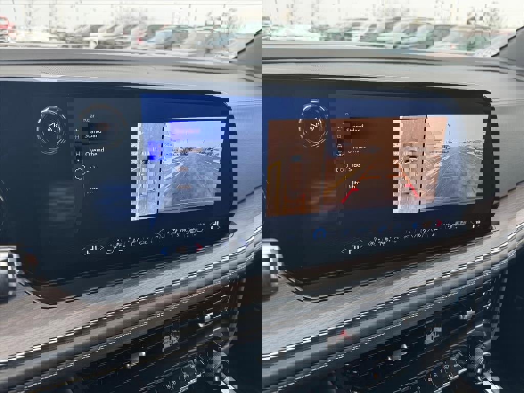 Certified 2025 Chevrolet Tahoe Premier image 16