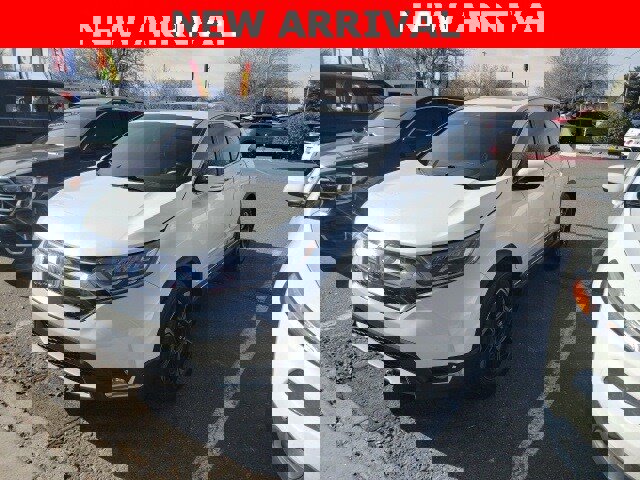 Used 2018 Honda CR-V Touring image 4