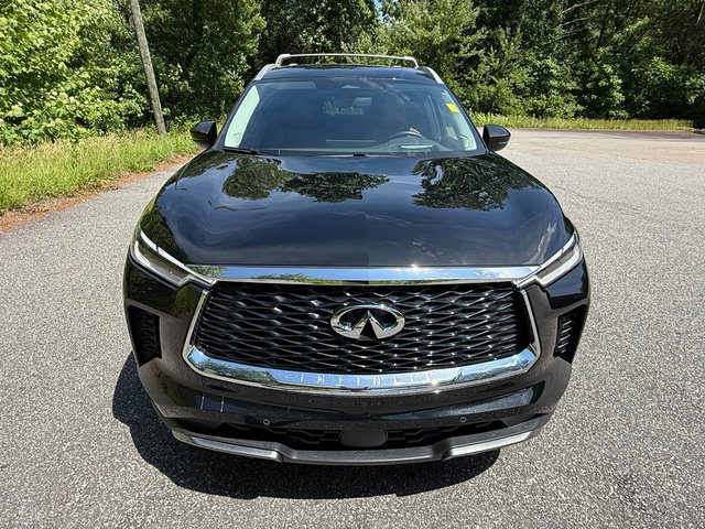 Used 2025 INFINITI QX60 Sensory w/ Vision Package AWD/4WD image 3