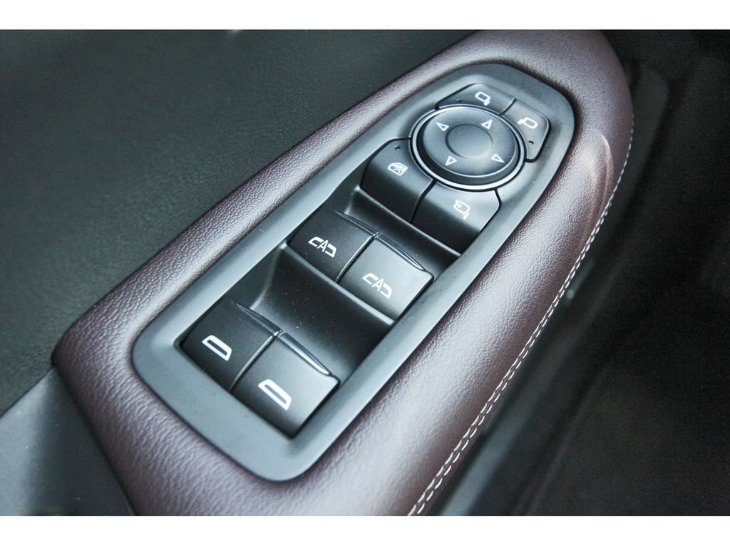Used 2023 Cadillac XT6 Premium Luxury FWD image 25