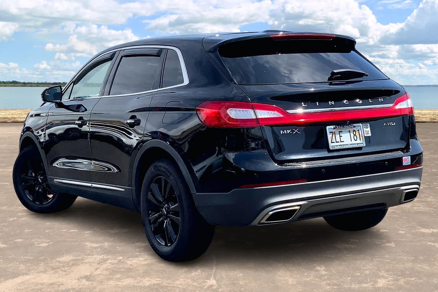 Used 2017 Lincoln MKX Premiere AWD/4WD image 4