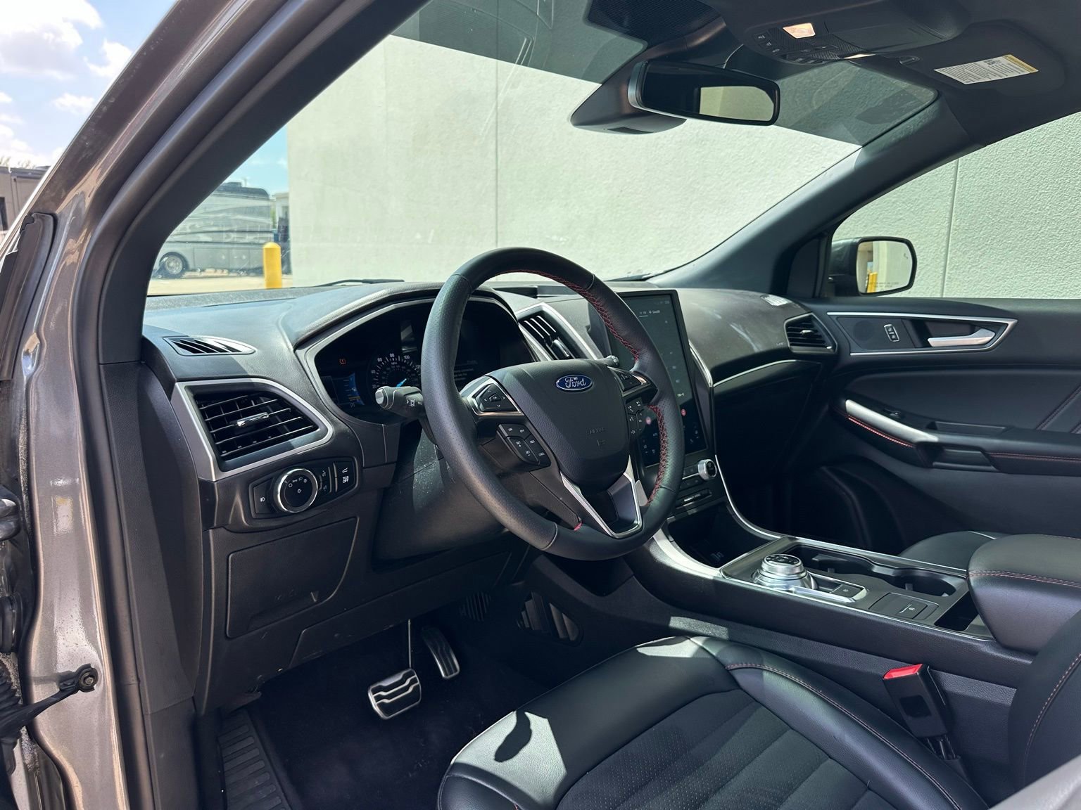 Used 2024 Ford Edge ST-Line AWD/4WD image 8