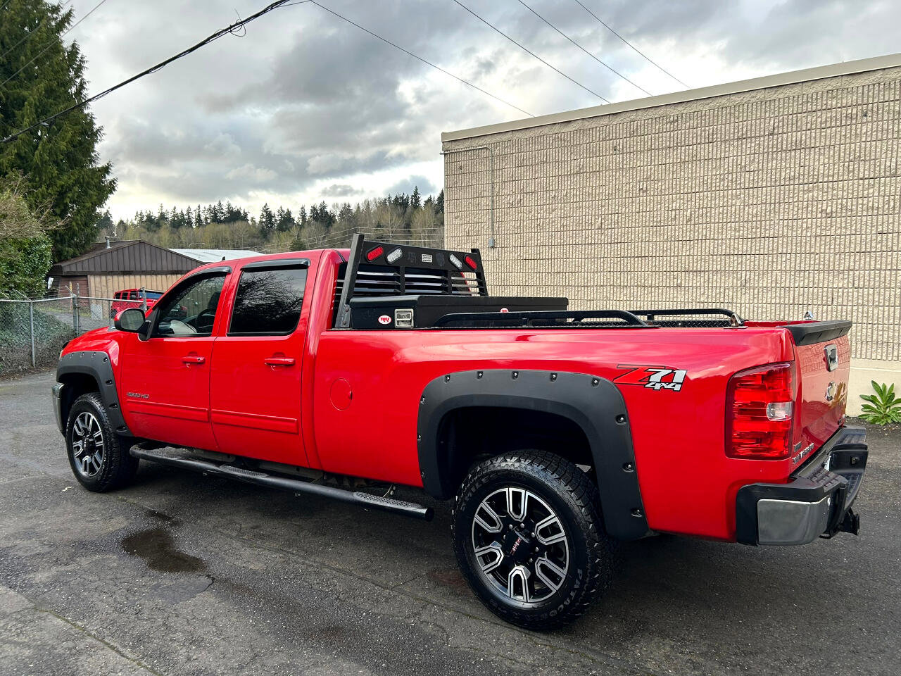 Used 2013 Chevrolet Silverado 2500 LTZ w/ LTZ Plus Package image 7