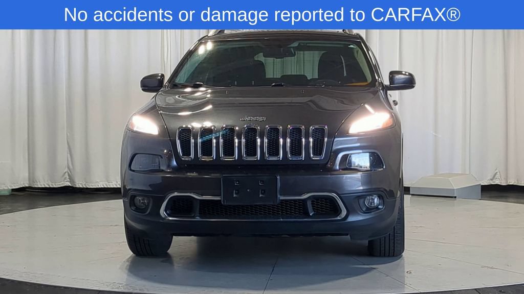 Used 2016 Jeep Cherokee Limited w/ Luxury Group AWD/4WD image 3