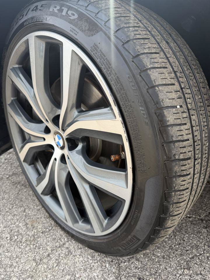 Used 2018 BMW X2 xDrive28i AWD/4WD image 4