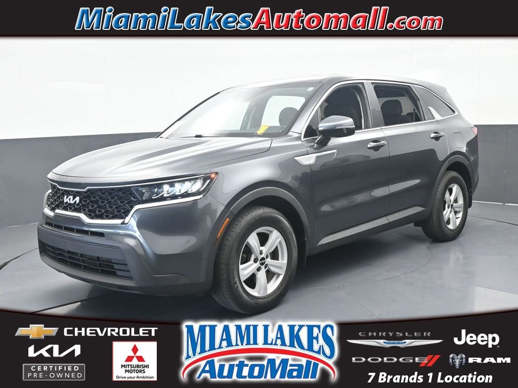 Used 2022 Kia Sorento LX FWD image 1