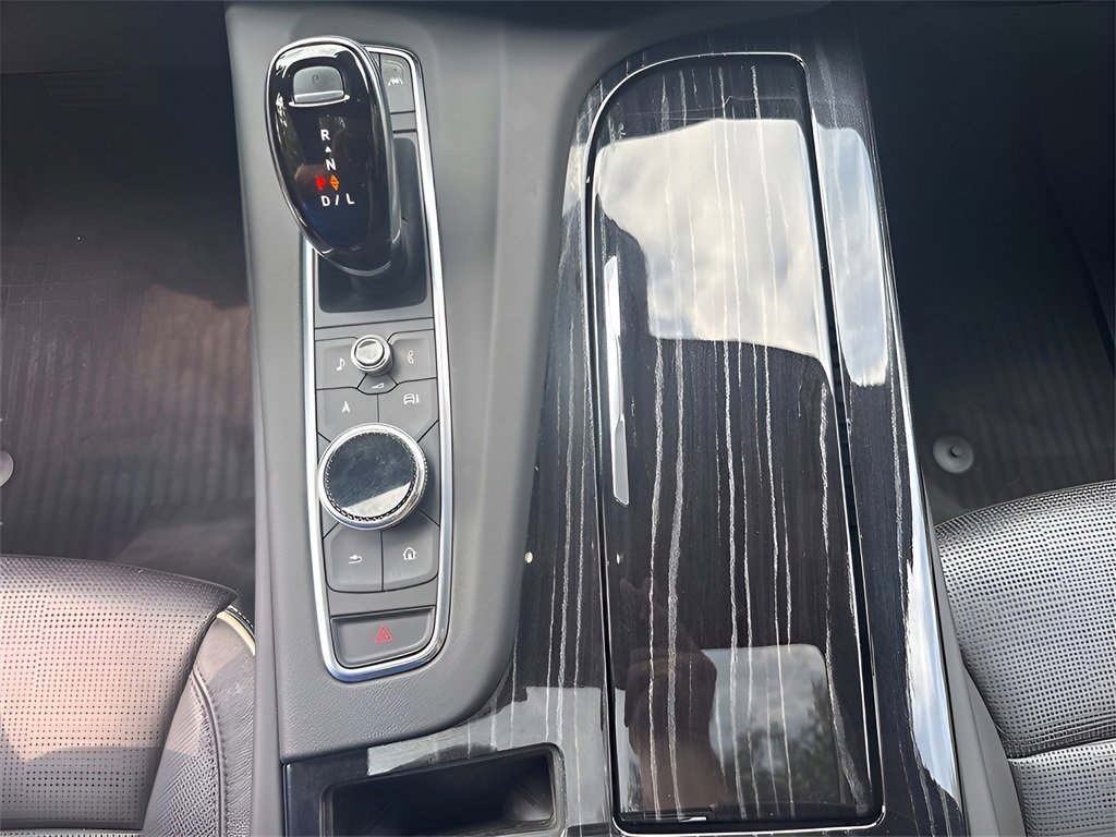 Used 2022 Cadillac Escalade ESV Sport w/ Touring Package image 27