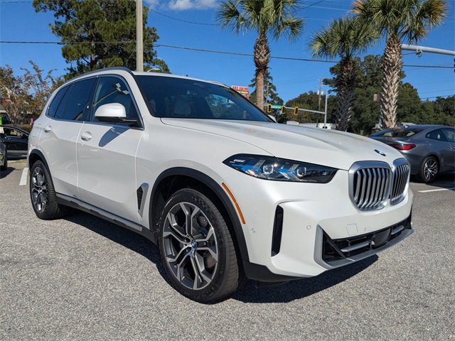 New 2026 BMW X5 xDrive40i w/ Climate Comfort Package image 2