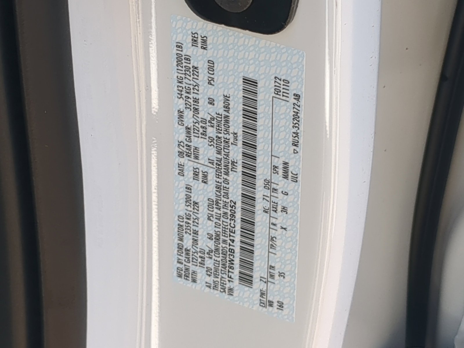 New 2026 Ford F350 XLT w/ XLT Premium Package AWD/4WD image 25