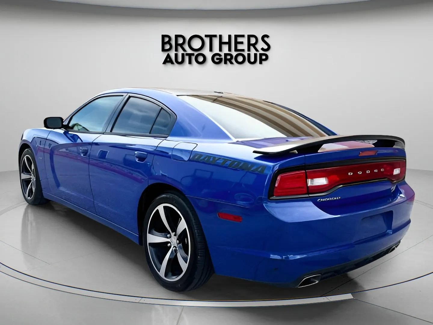 Used 2013 Dodge Charger R/T RWD image 10
