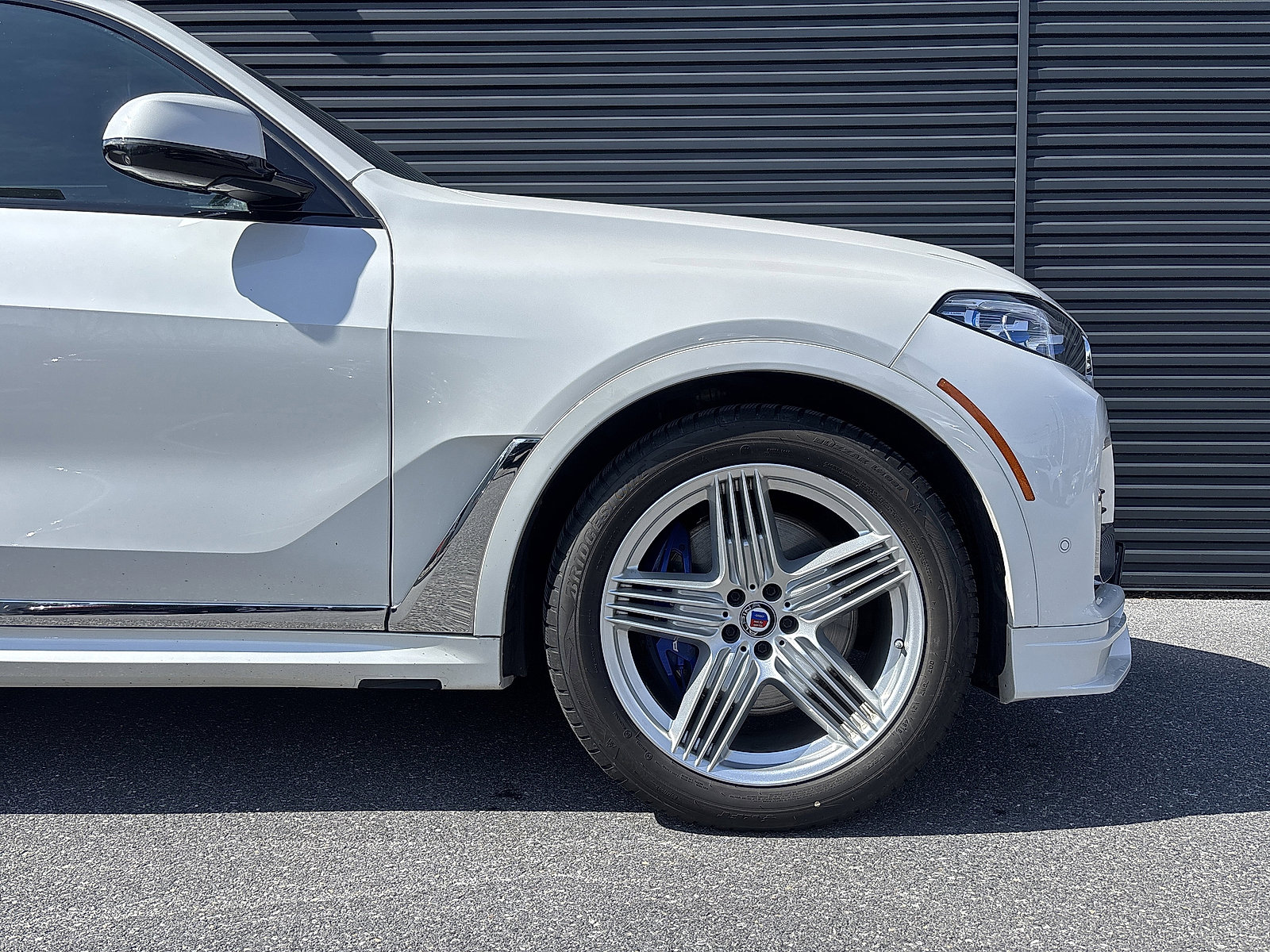 Used 2022 BMW ALPINA XB7 image 9