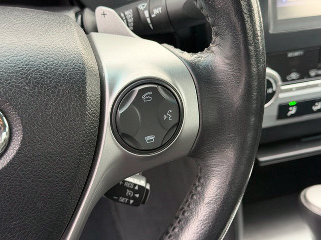 Used 2014 Toyota Camry SE FWD image 22