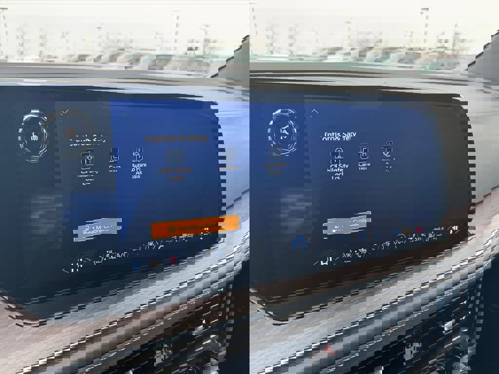 Certified 2025 Chevrolet Tahoe Premier image 15