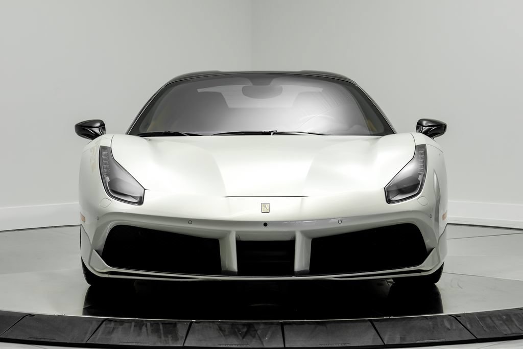 Used 2018 Ferrari 488 Spider RWD image 2