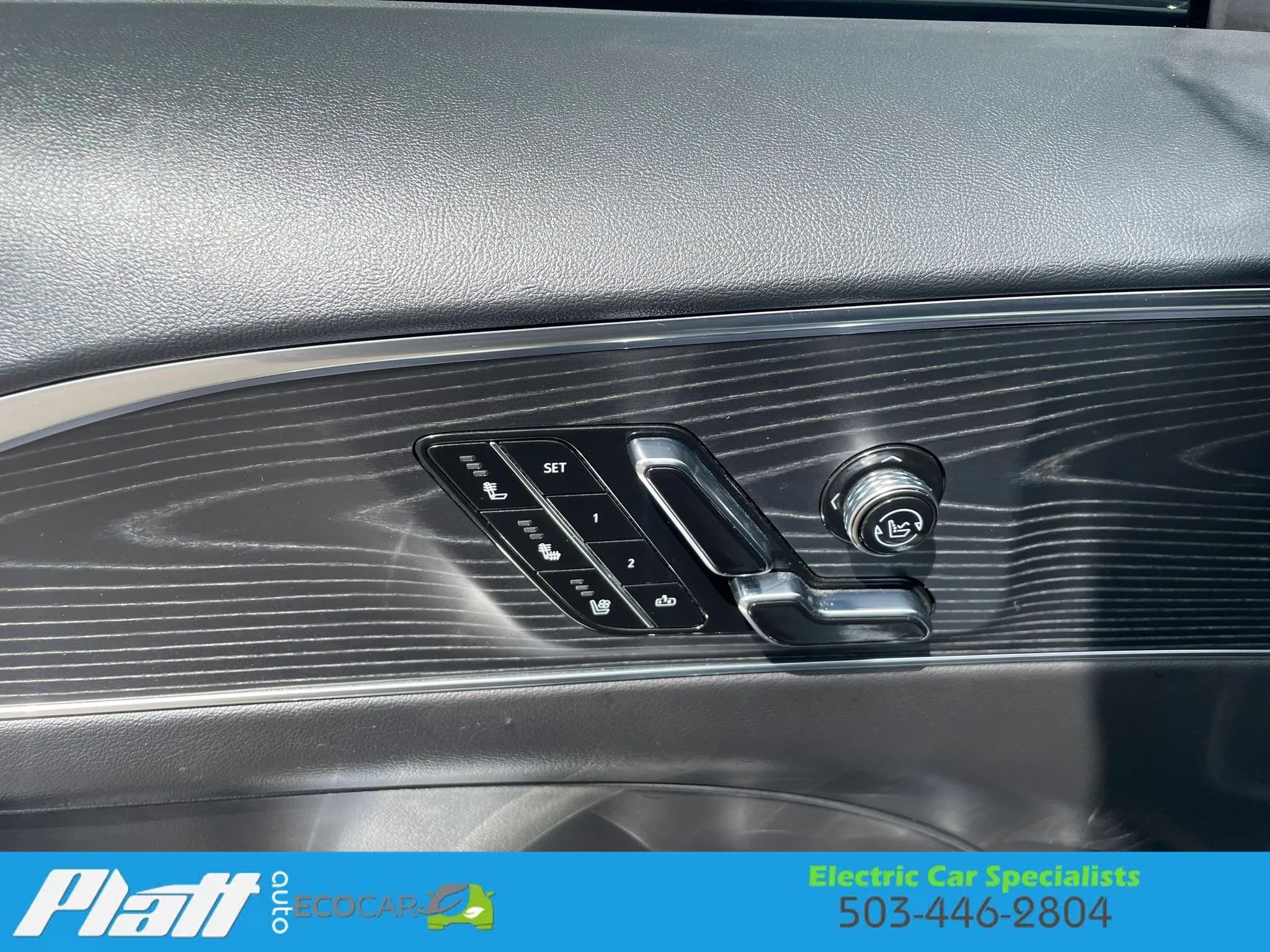 Used 2024 Cadillac Lyriq Sport AWD/4WD image 27