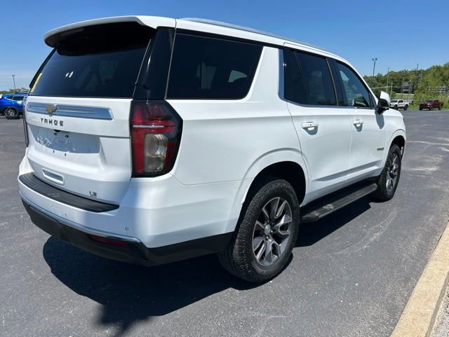 Used 2022 Chevrolet Tahoe LT w/ Luxury Package AWD/4WD image 3