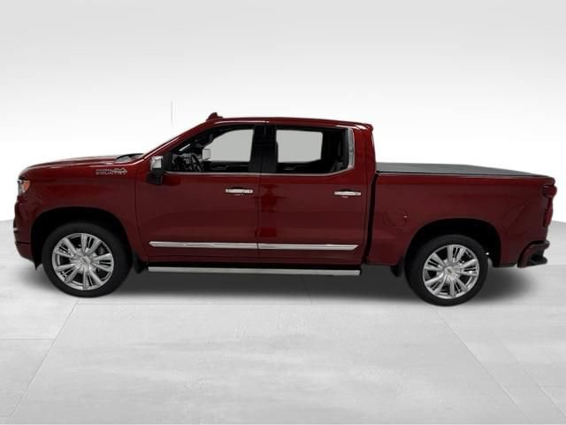 Certified 2025 Chevrolet Silverado 1500 High Country AWD/4WD image 3