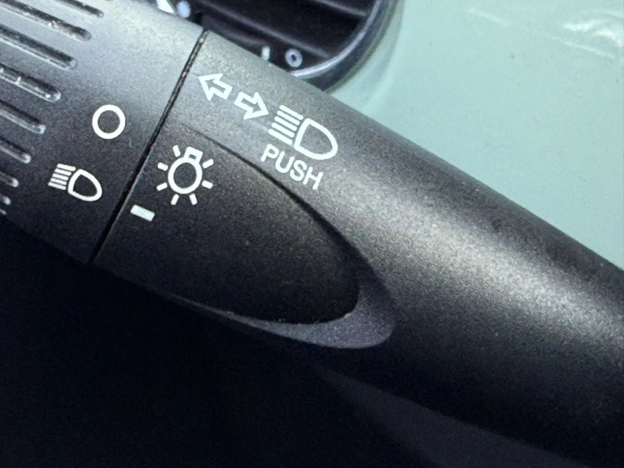 Used 2015 FIAT 500 Sport FWD image 40