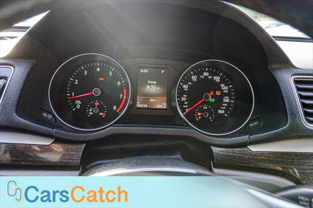 Used 2018 Volkswagen Passat 2.0T SE FWD image 31