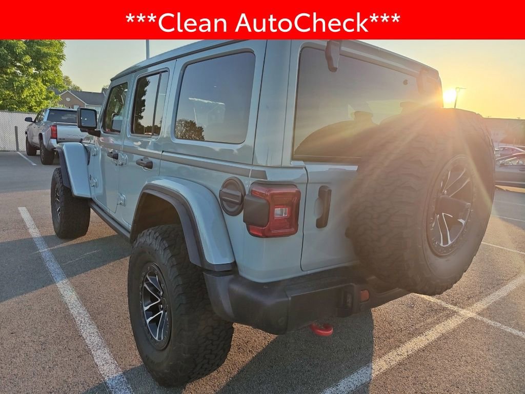 Used 2024 Jeep Wrangler Unlimited Rubicon AWD/4WD image 4