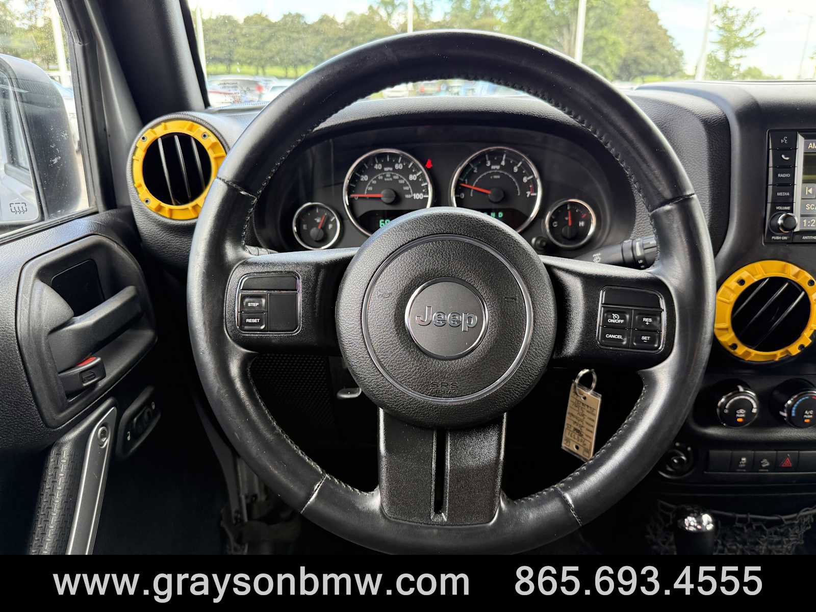 Used 2015 Jeep Wrangler Unlimited Sahara image 14