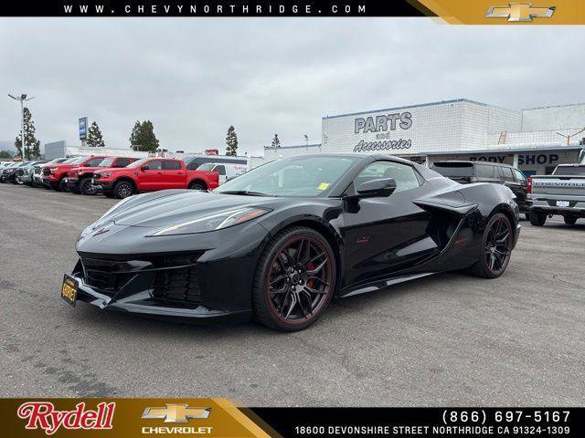 Used 2023 Chevrolet Corvette Z06 RWD image 5