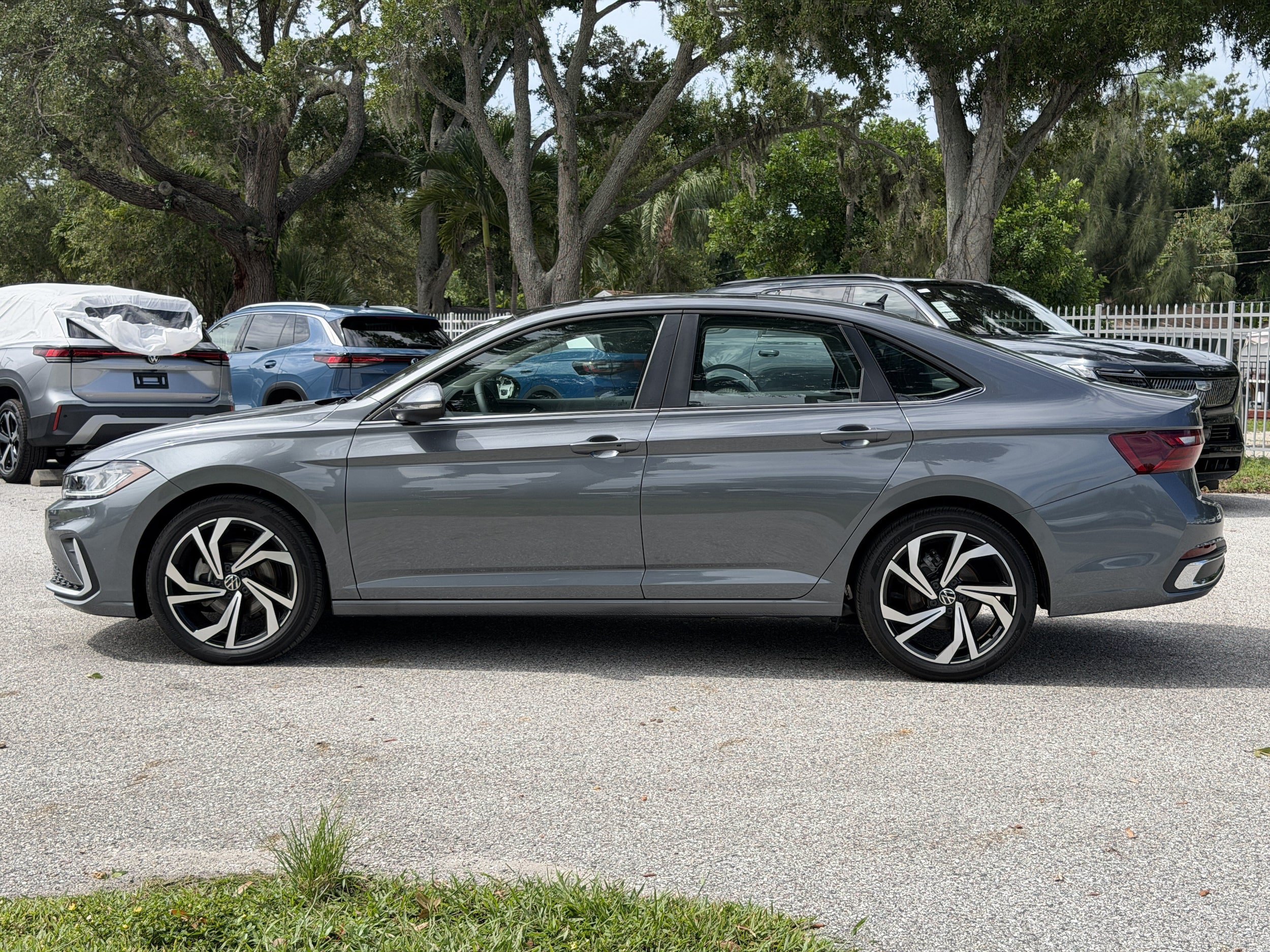 New 2026 Volkswagen Jetta SEL FWD image 4
