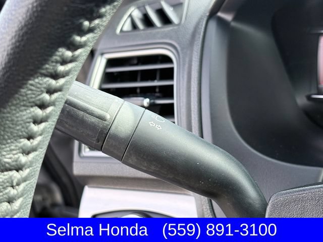 Used 2018 Ford Explorer XLT w/ Equipment Group 202A FWD image 16