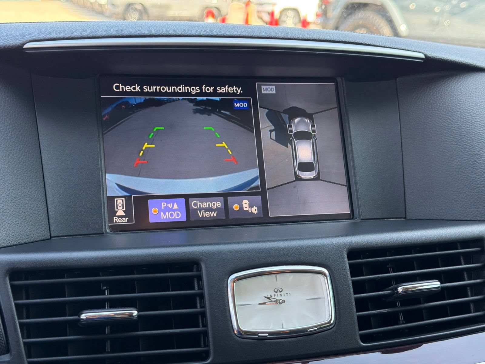 Used 2019 INFINITI Q70 Luxe w/ Proactive Package RWD image 23