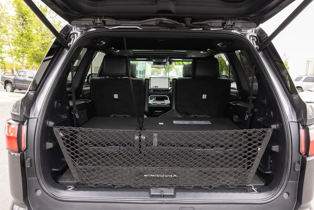 Certified 2024 Toyota Sequoia Platinum AWD/4WD image 8