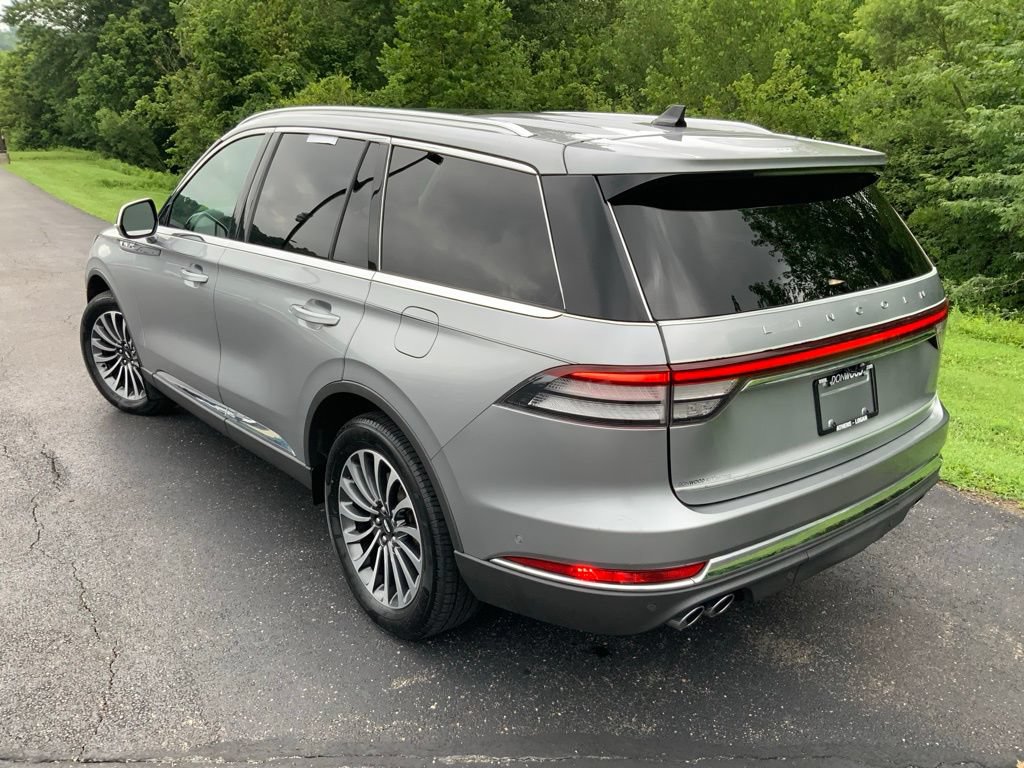 Used 2021 Lincoln Aviator Reserve w/ Equipment Group 201A AWD/4WD image 9
