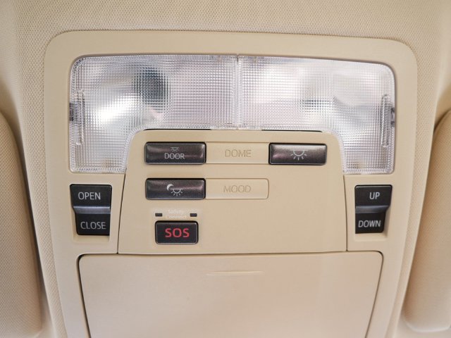 Used 2014 Toyota Avalon Limited FWD image 23