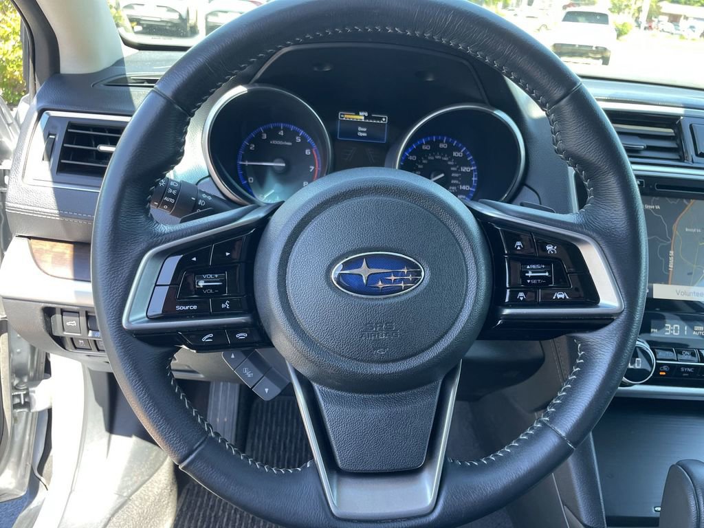 Used 2018 Subaru Outback 2.5i Limited AWD/4WD image 17