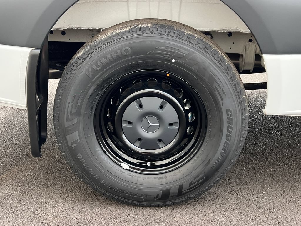 New 2026 Mercedes-Benz Sprinter 2500 image 27