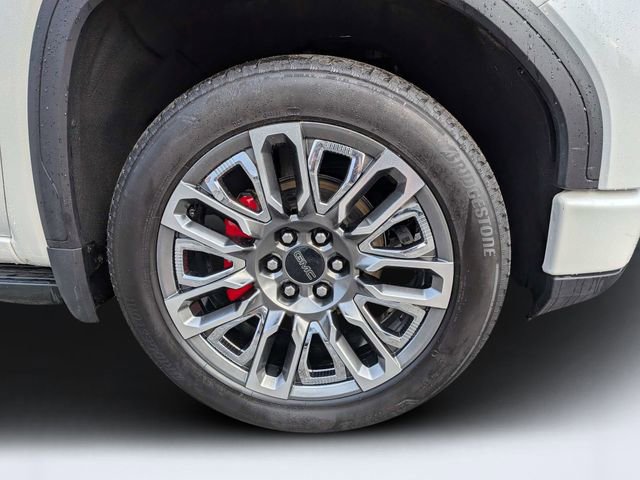 Used 2025 GMC Sierra 1500 Denali Ultimate AWD/4WD image 10