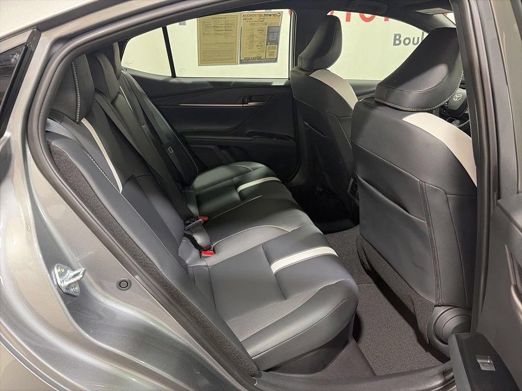 Used 2026 Toyota Camry SE FWD image 16
