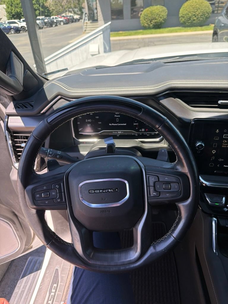 Used 2025 GMC Sierra 1500 Denali Ultimate AWD/4WD image 3