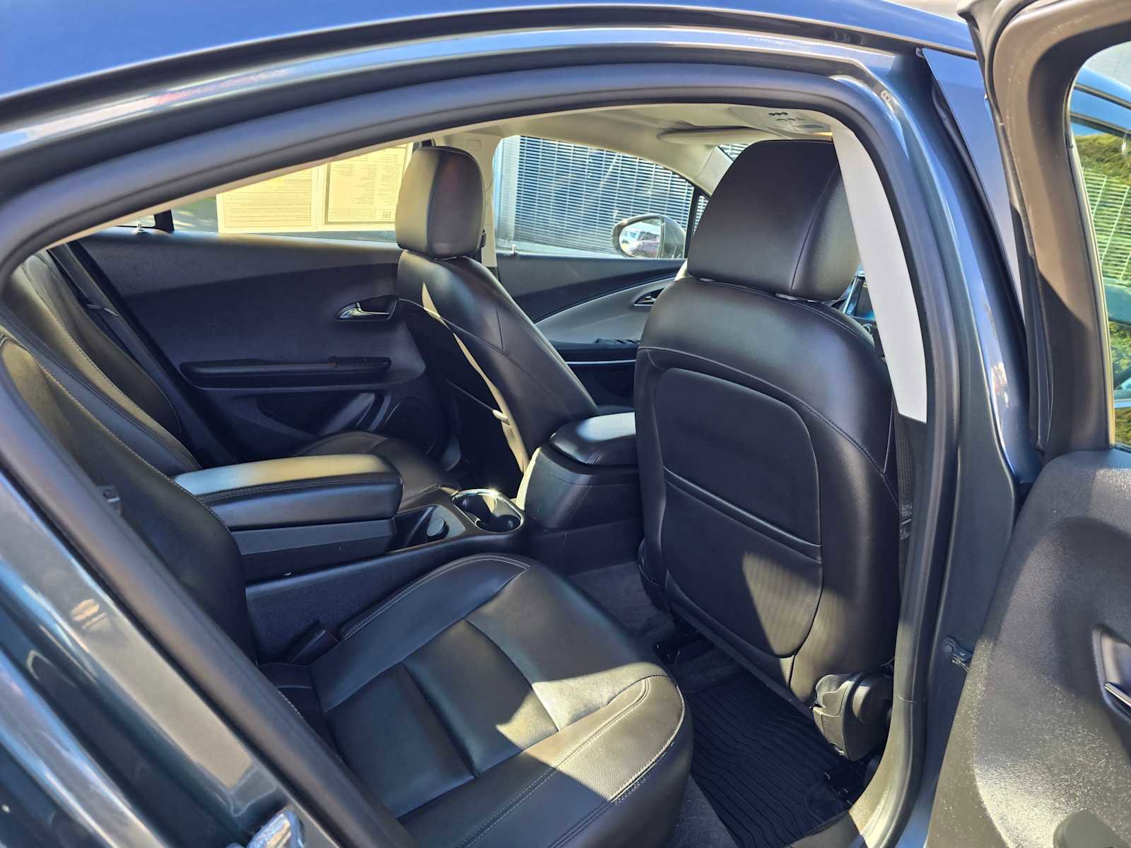 Used 2013 Chevrolet Volt Premium w/ Premium Trim Package image 14