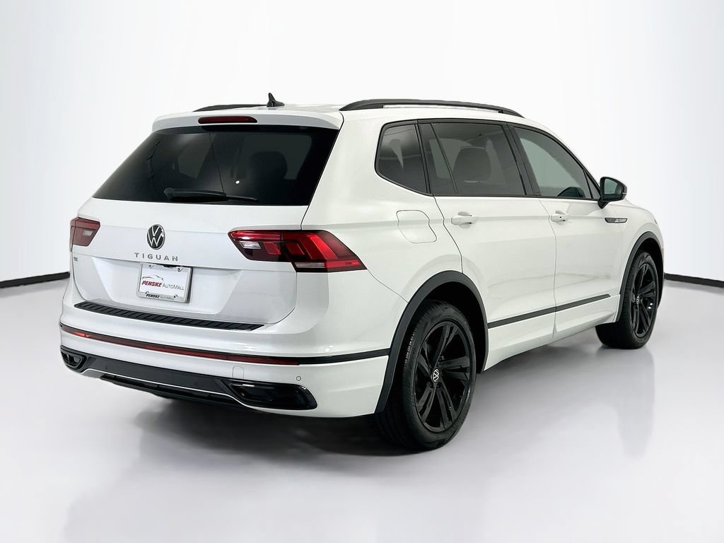 Used 2024 Volkswagen Tiguan SE R-Line FWD image 5