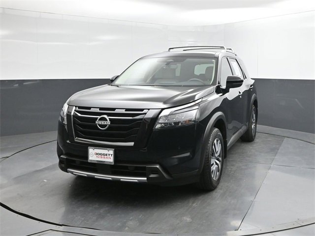 Certified 2025 Nissan Pathfinder SL image 30