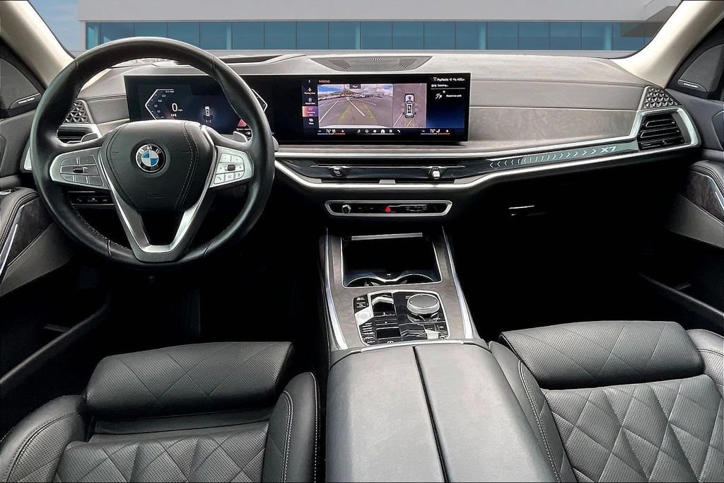 Used 2025 BMW X7 xDrive40i AWD/4WD image 7
