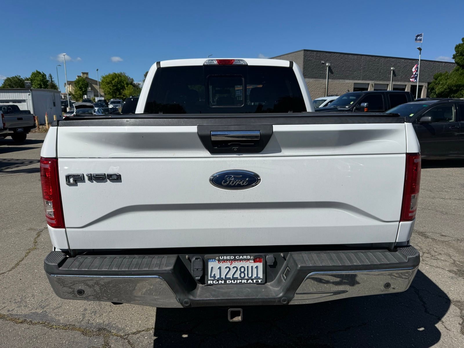 Used 2015 Ford F150 XLT w/ Equipment Group 302A Luxury image 4