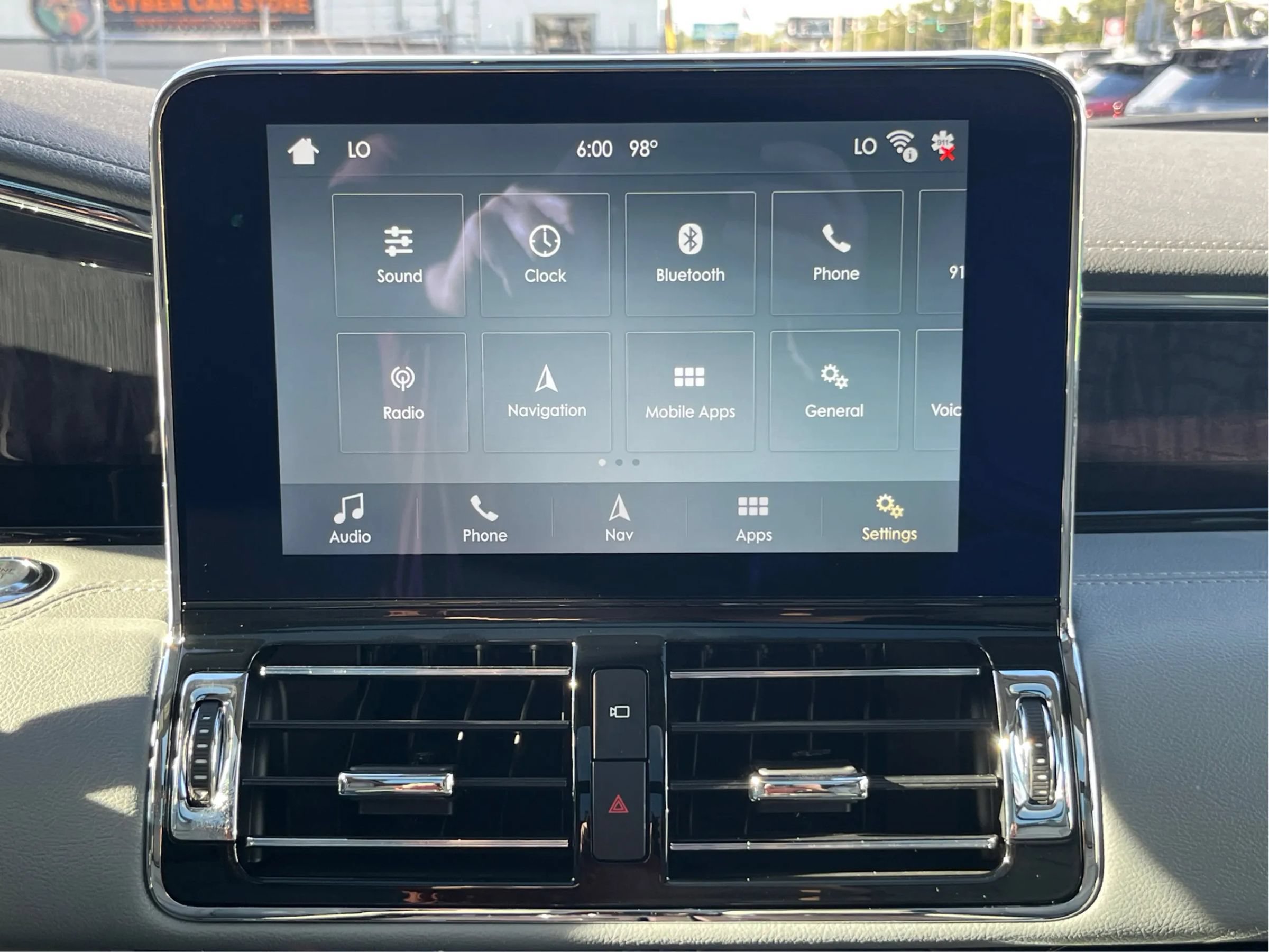 Used 2019 Lincoln Navigator L Reserve AWD/4WD image 17