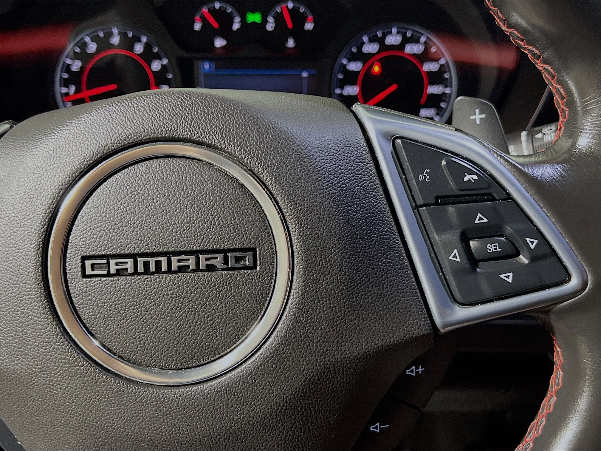 Used 2022 Chevrolet Camaro LT w/ Technology Package image 20