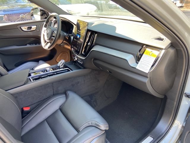 New 2026 Volvo XC60 T8 Ultra w/ Protection Package Premier AWD/4WD image 18